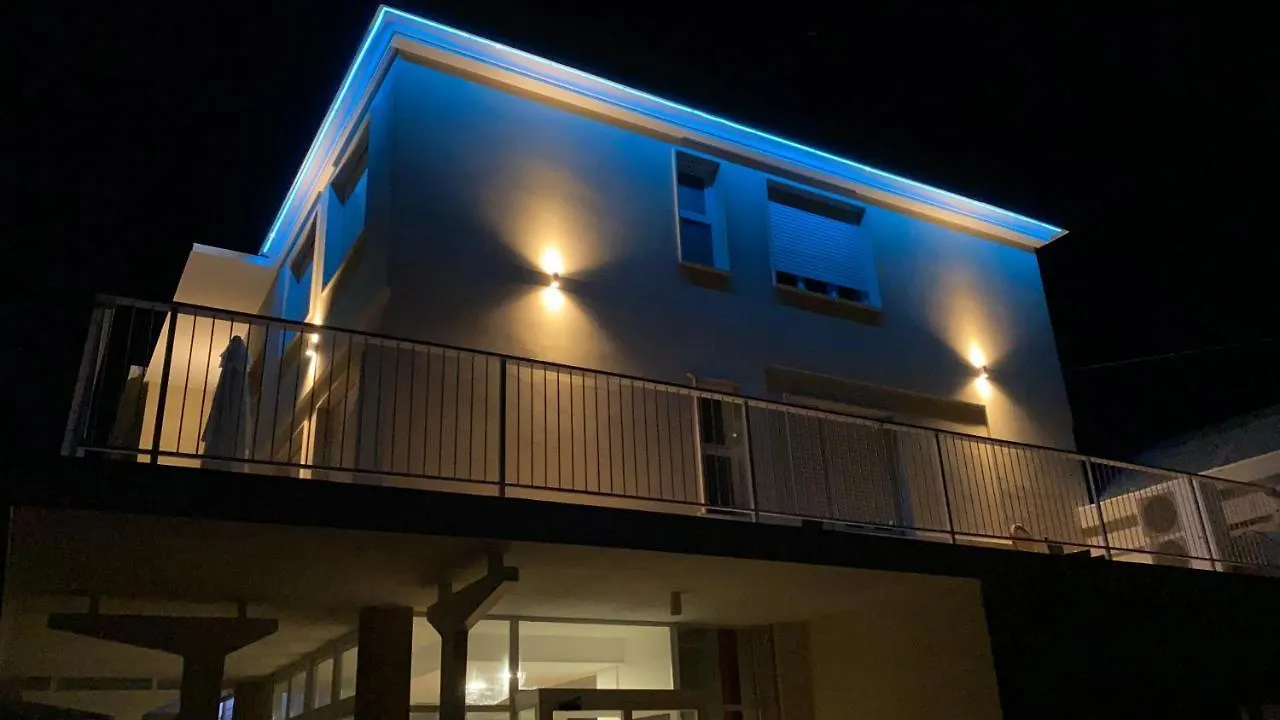 Acquaviva Experience B&B San Vincenzo 3*,